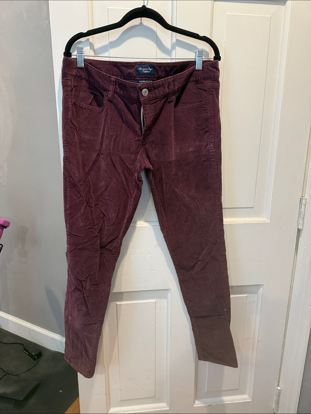 American Eagle Outfitters Women's Skinny Corduroy Jeans in Deep Burgundy
